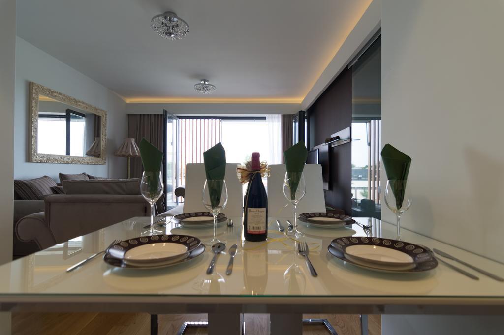 Apartment Mercedes Belgrado Habitación foto