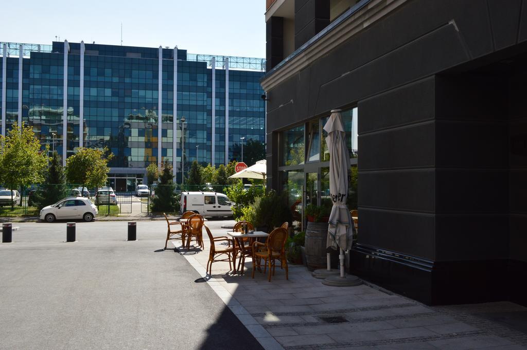 Apartment Mercedes Belgrado Exterior foto